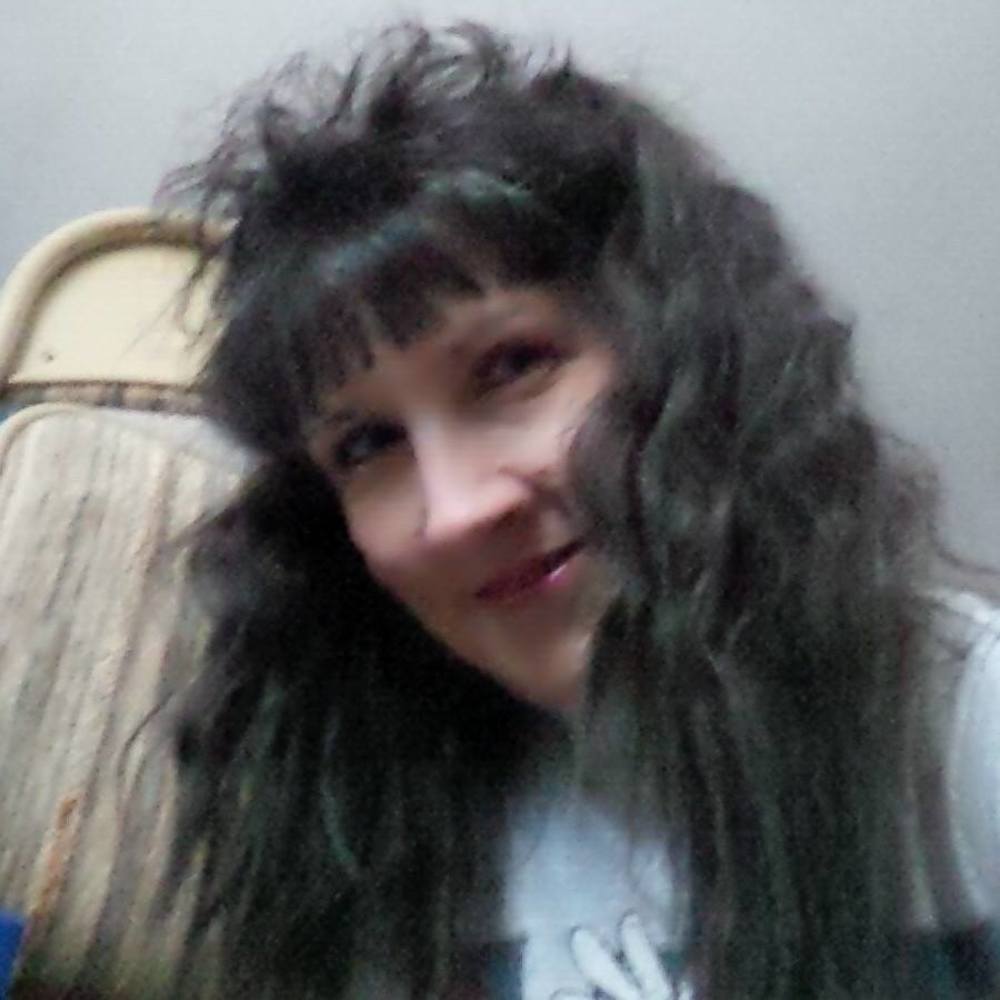 Meet your Posher, Laurie